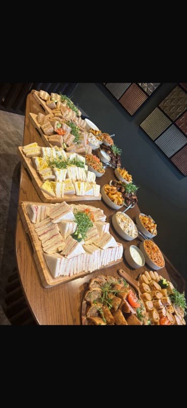 Buffet Food